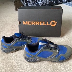 Boys size 6.5 Merrell Altalight Low/blue